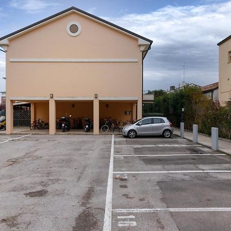 Elly'S Home Parcheggio Privato Ravenna Eksteriør bilde